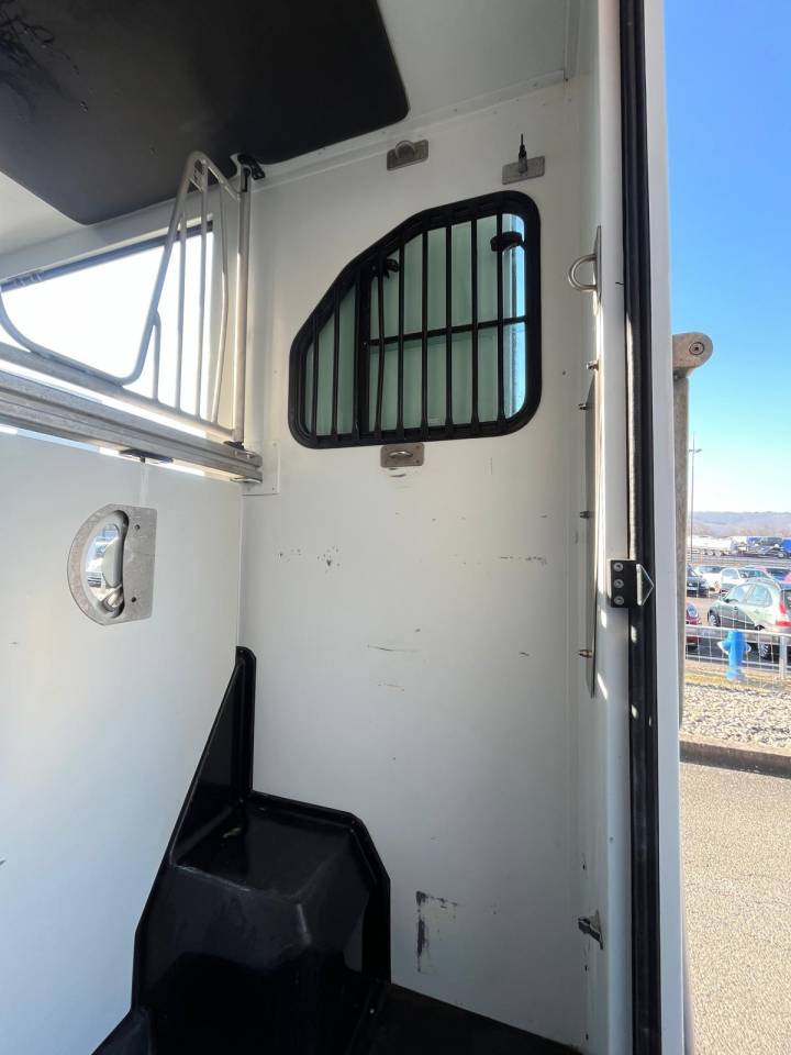 Horsebox HGV Theault VL BOXER THEAULT PROTEO 2014 Used
