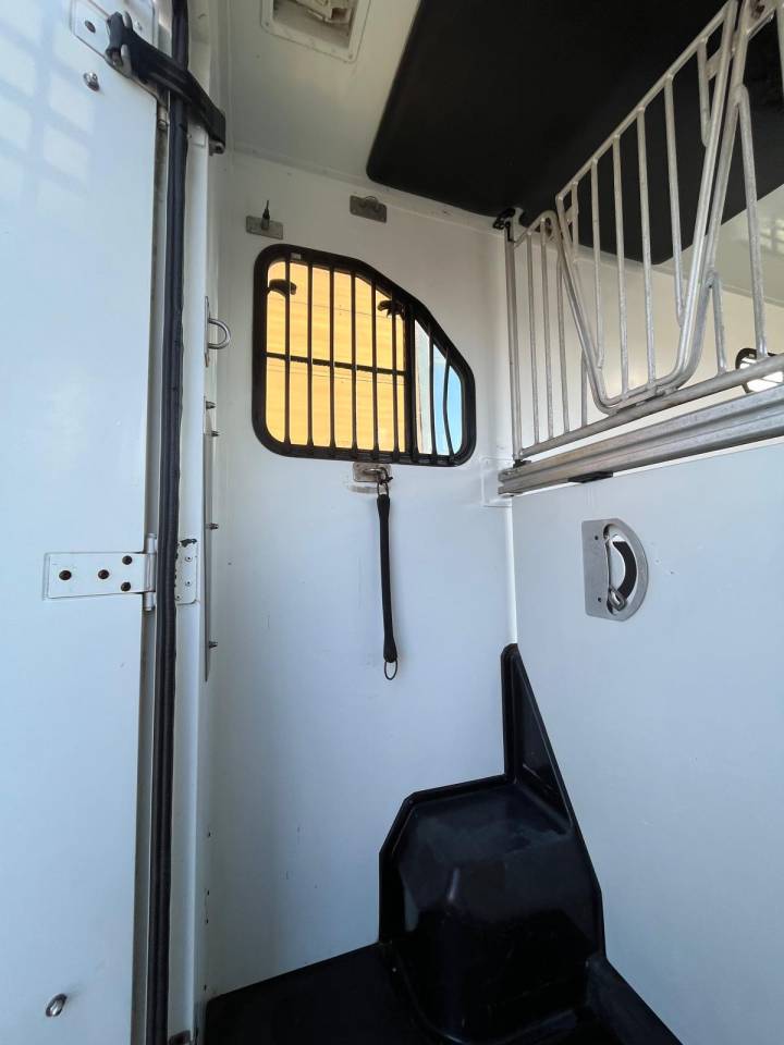 Horsebox HGV Theault VL BOXER THEAULT PROTEO 2014 Used