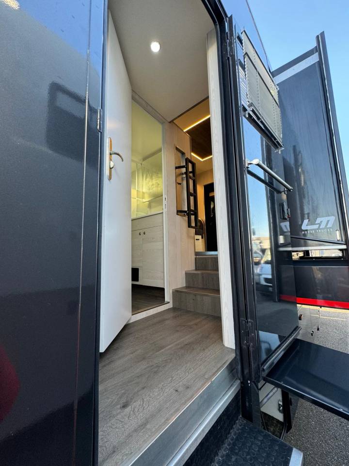 Horsebox NON-HGV - Other brand - PAILLARD 2023 Used