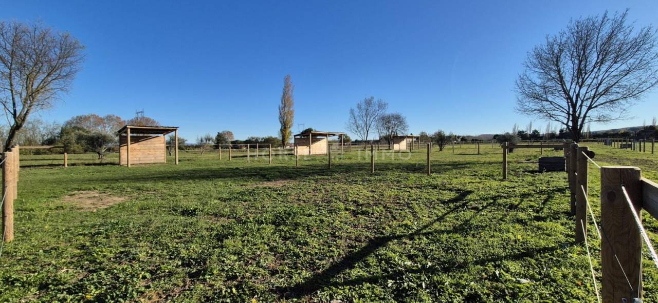 Equestrian property  Gard