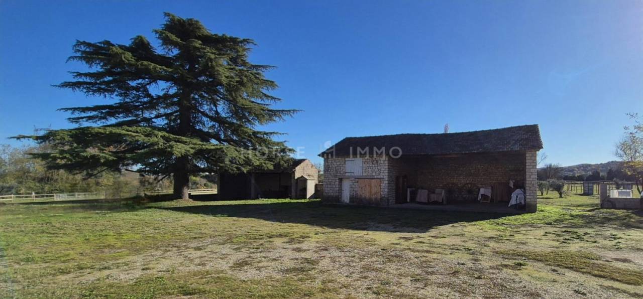 Equestrian property  Gard