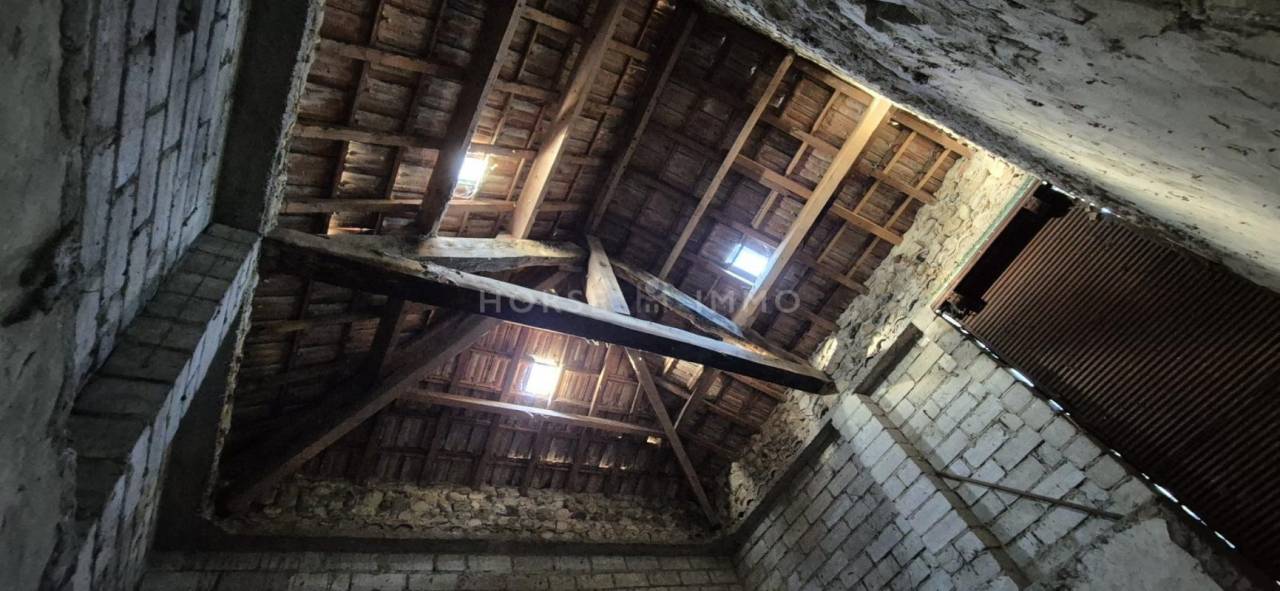 Equestrian property  Gard