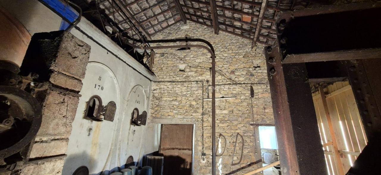 Equestrian property  Gard