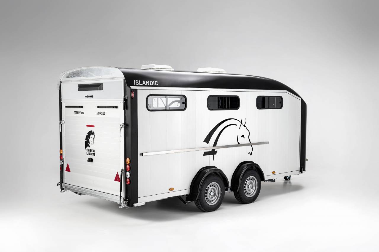 Horse trailer Cheval Liberte Islandic 5 Stalls 2025 New
