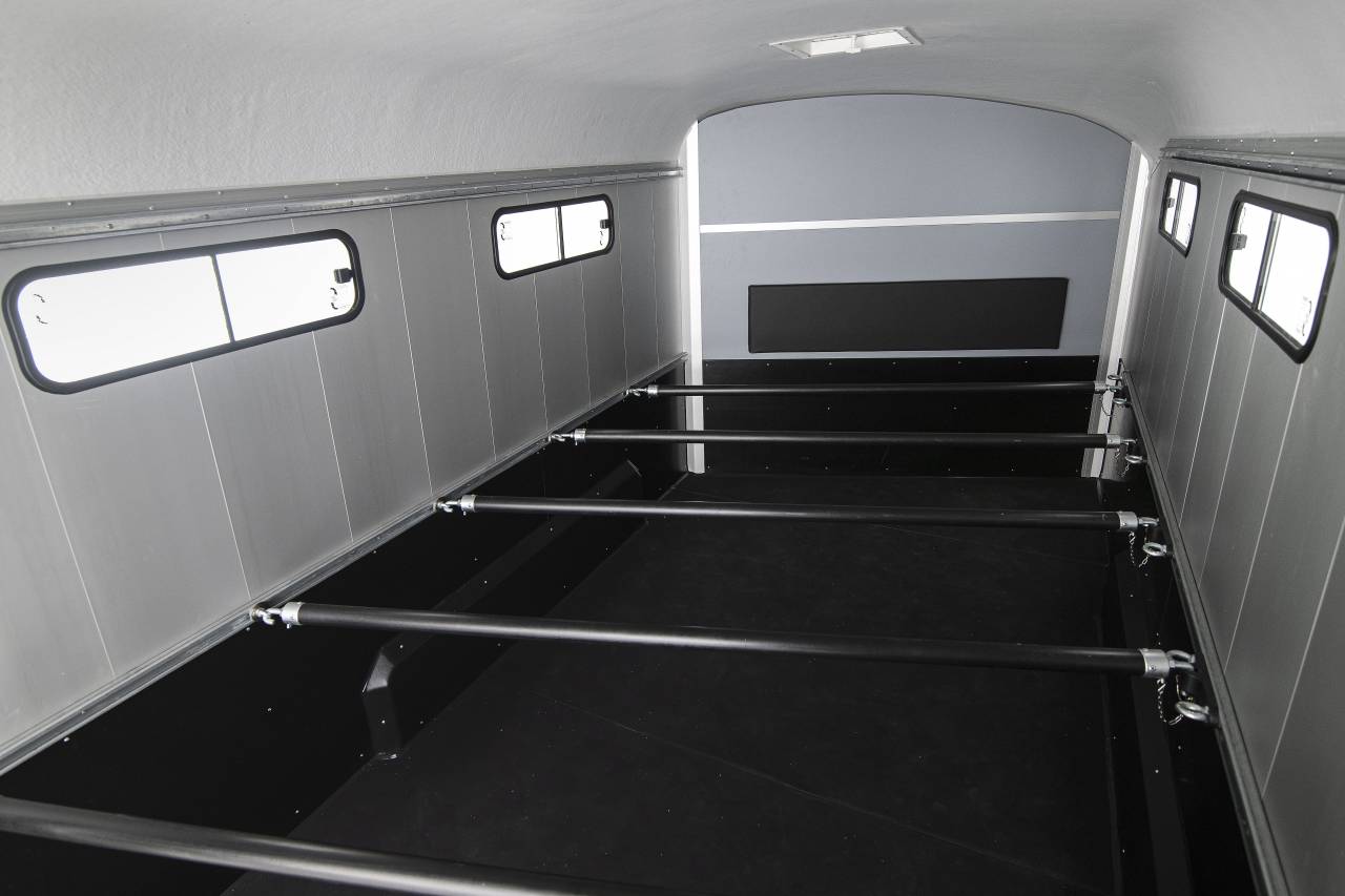 Horse trailer Cheval Liberte Islandic 5 Stalls 2025 New