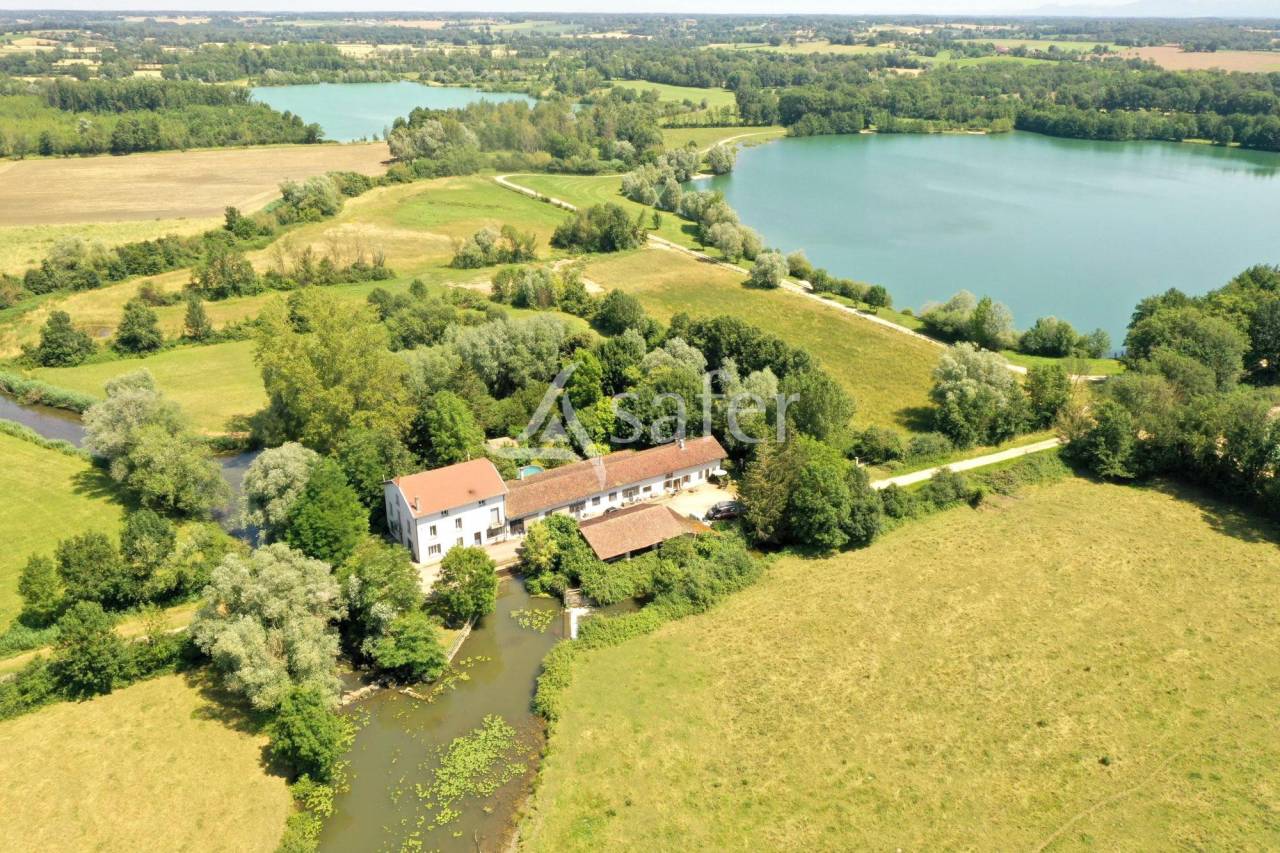 Other country property  Ain