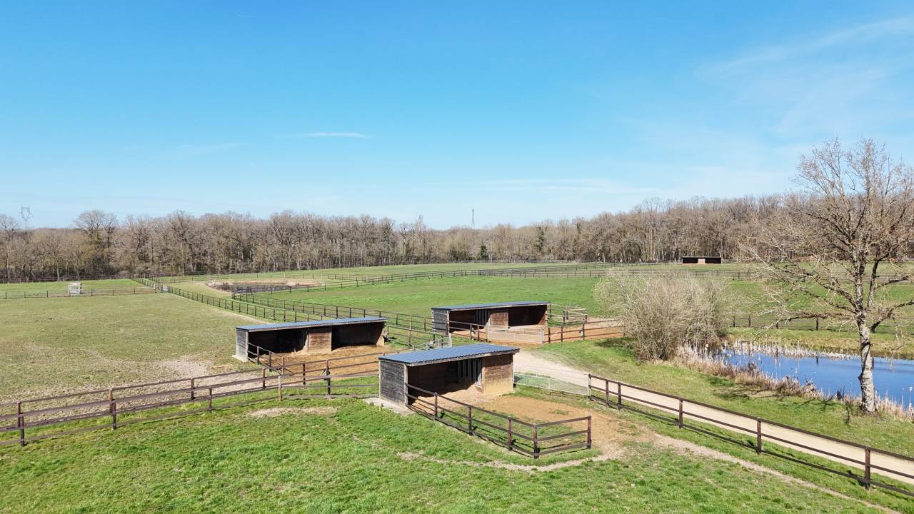 Luxurious equestrian property  Indre-et-Loire