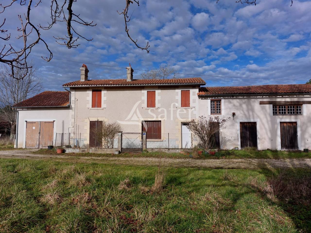 Sheep farm  Dordogne