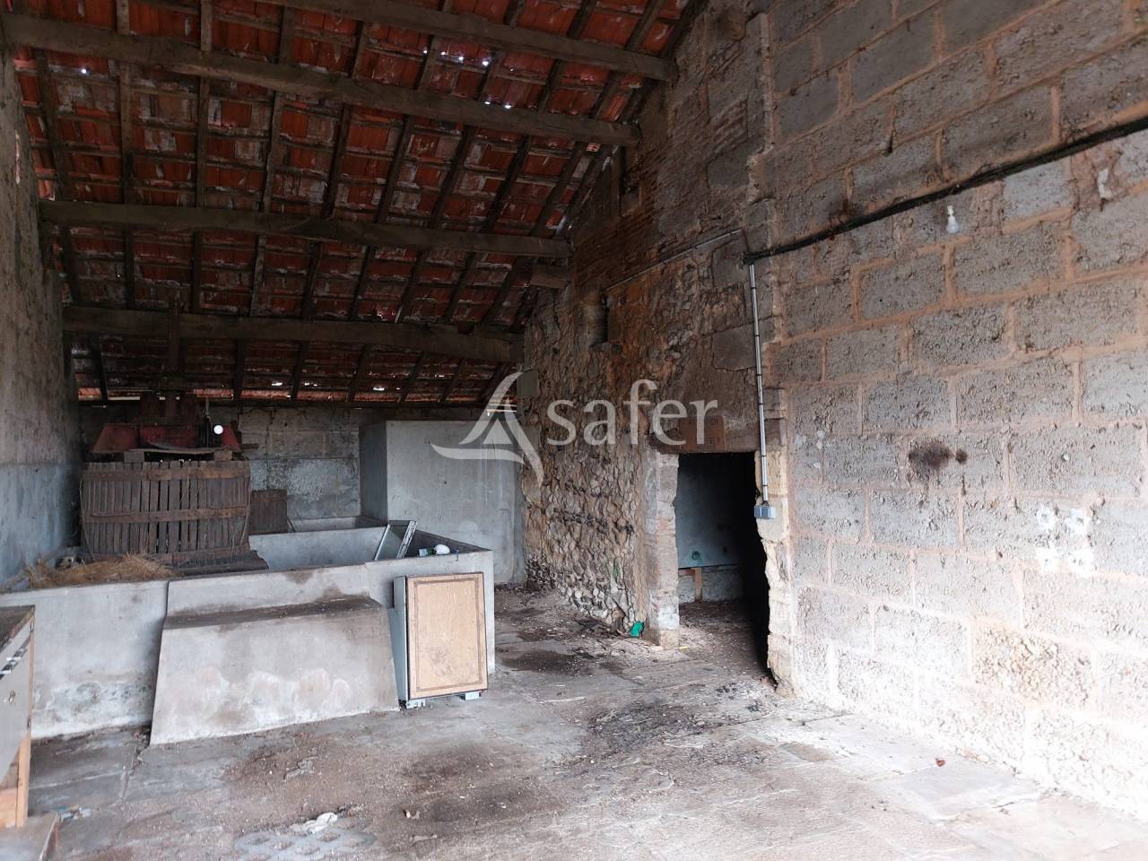 Sheep farm  Dordogne