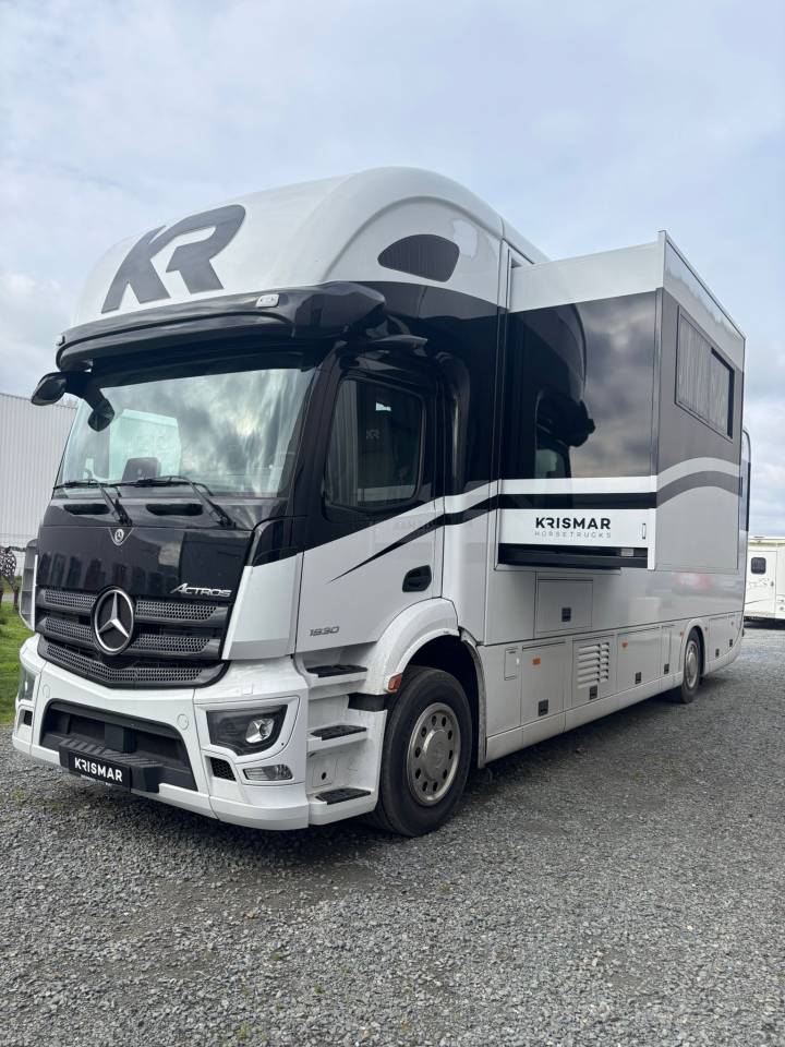 Horsebox NON-HGV Krismar Classicspace 2640 gamme pro 2025 New