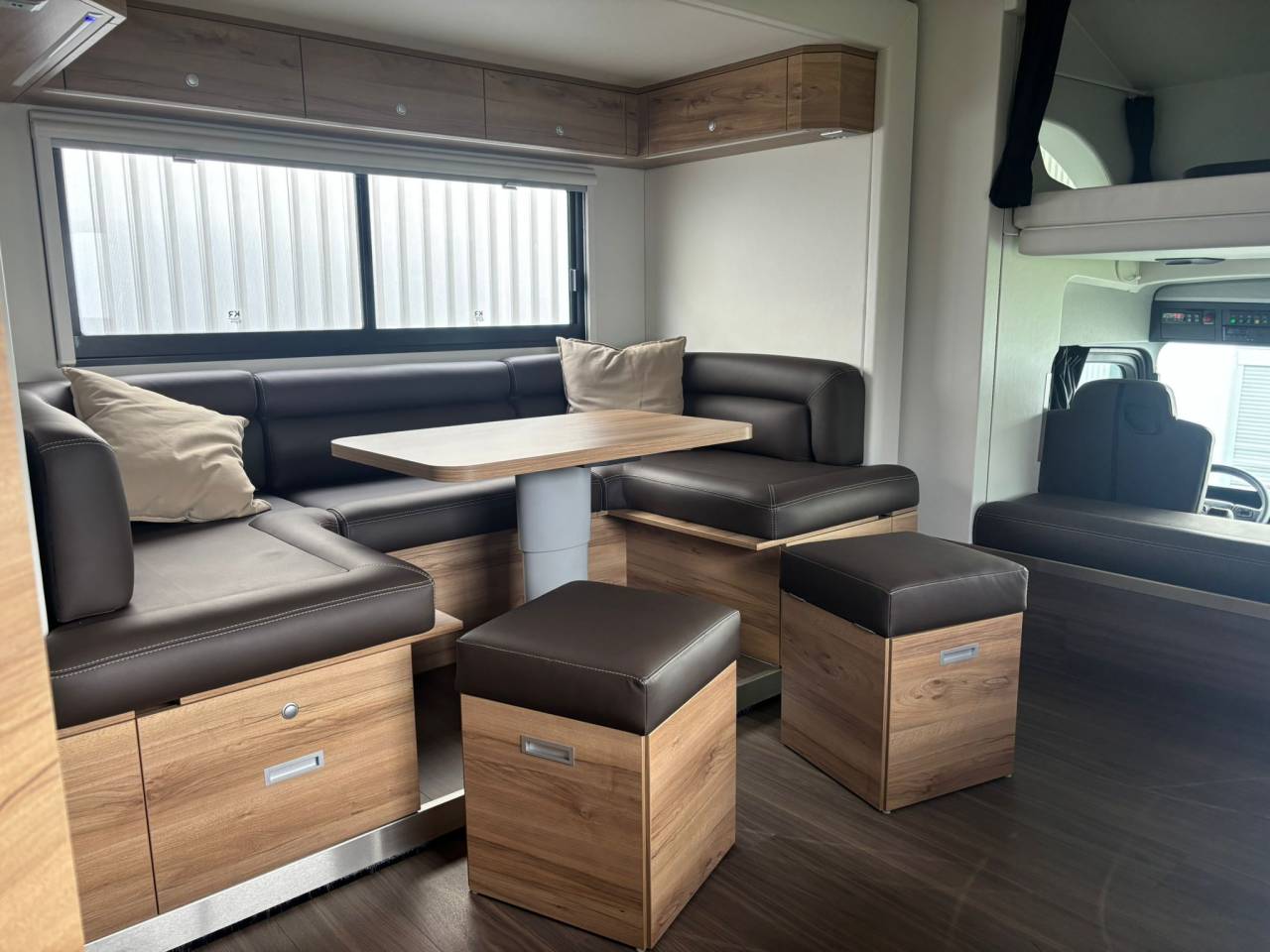 Horsebox NON-HGV Krismar Classicspace 2640 gamme pro 2025 New