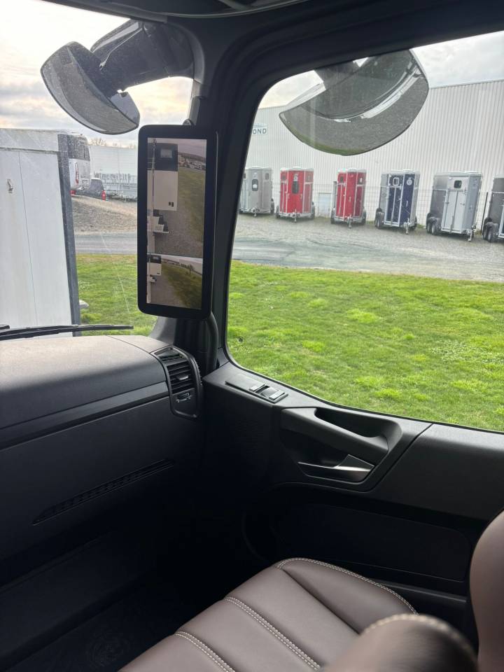 Horsebox NON-HGV Krismar Classicspace 2640 gamme pro 2025 New