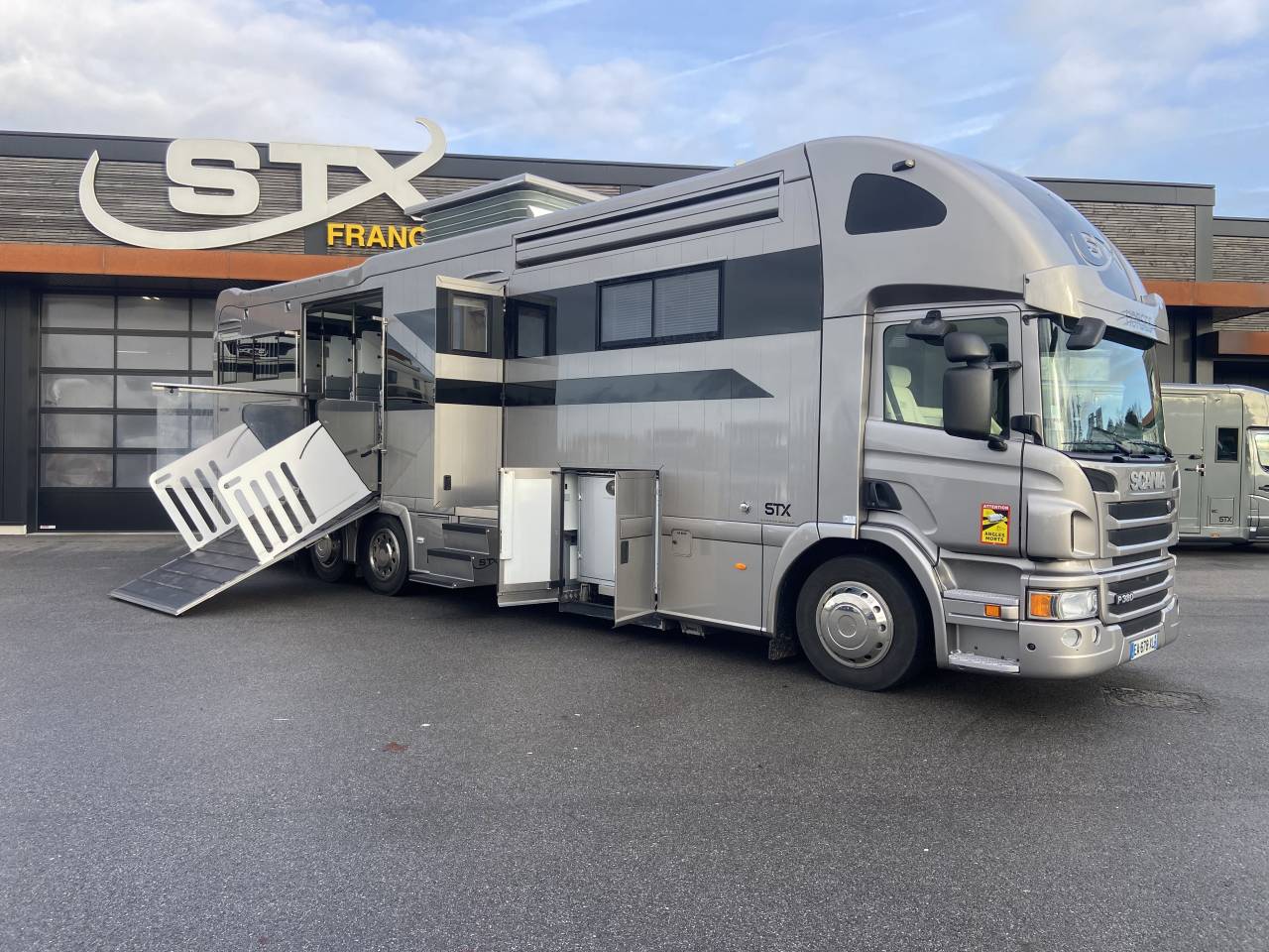 Horsebox NON-HGV STX  2013 Used