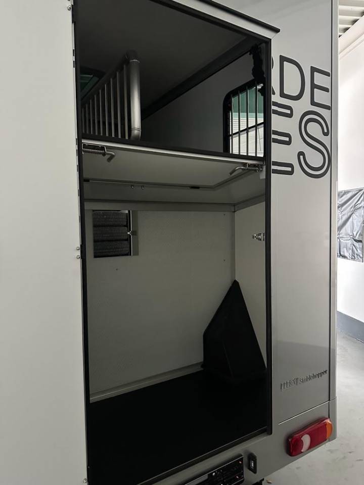 Horsebox HGV Autre marque NISSAN 0 New