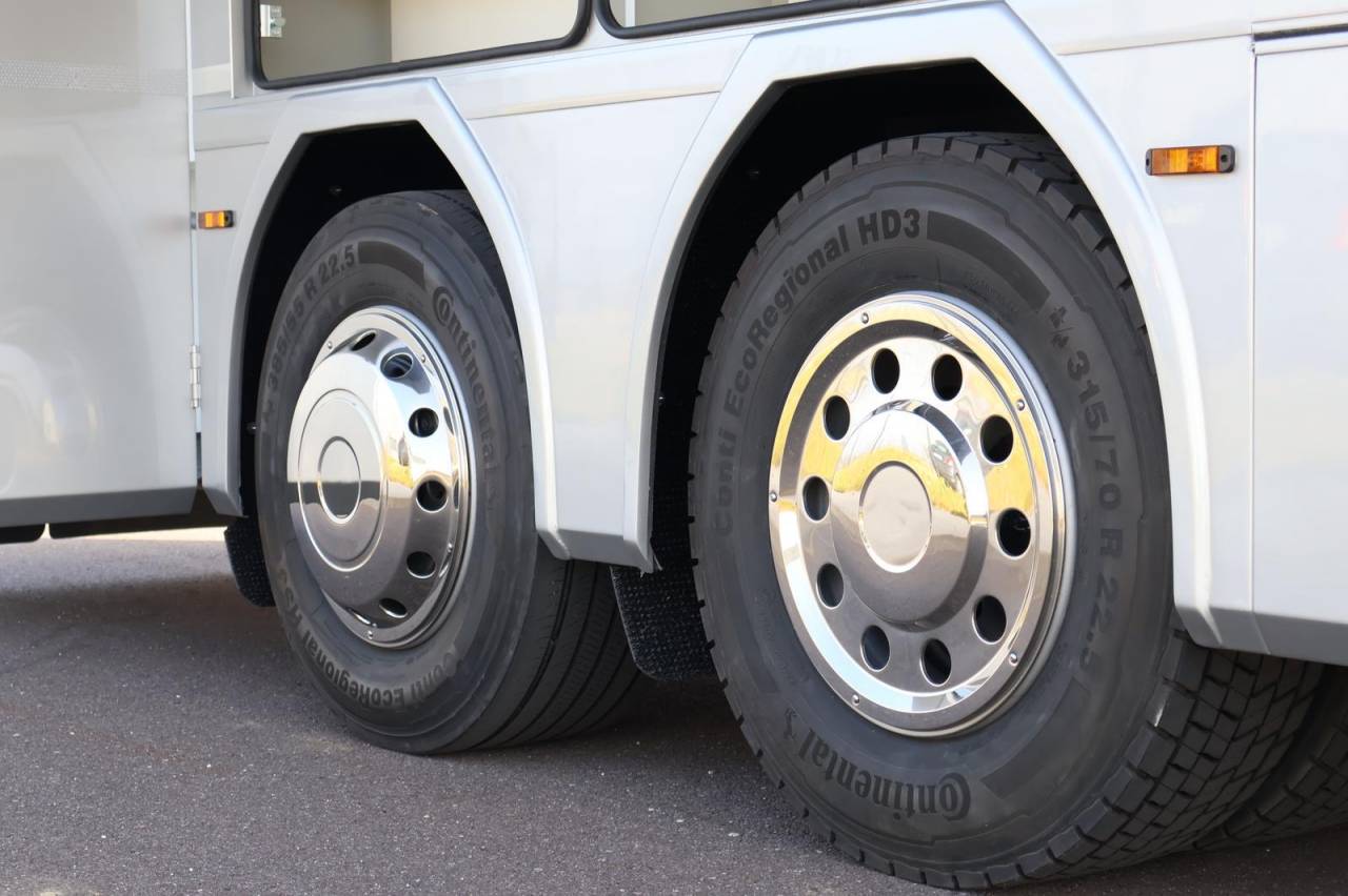 Horsebox NON-HGV - Other brand - MAN TGS 26.430 PAILLARD 8 CHEVAUX POP OUT 2025 New