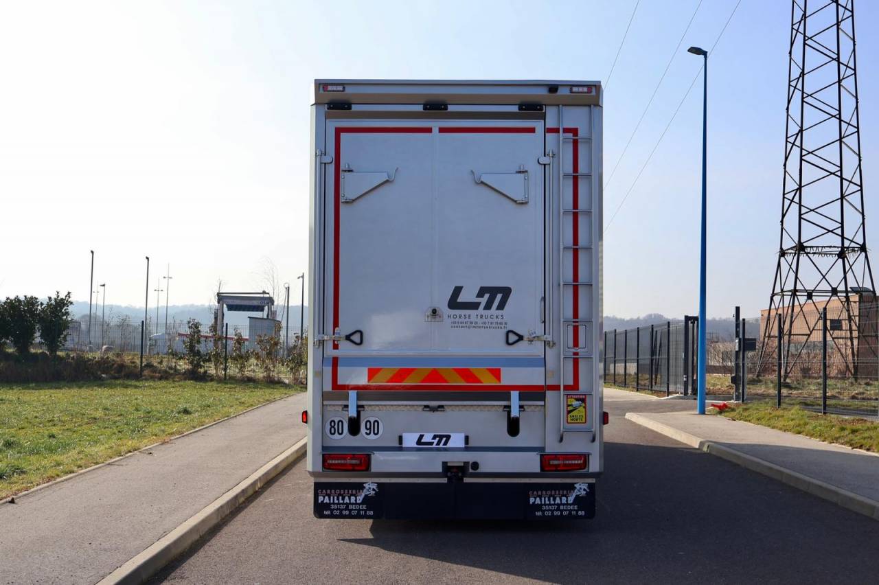 Horsebox NON-HGV - Other brand - MAN TGS 26.430 PAILLARD 8 CHEVAUX POP OUT 2025 New