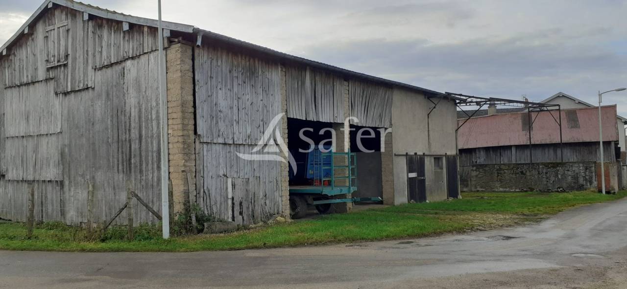 Other country property  Haute-Saône