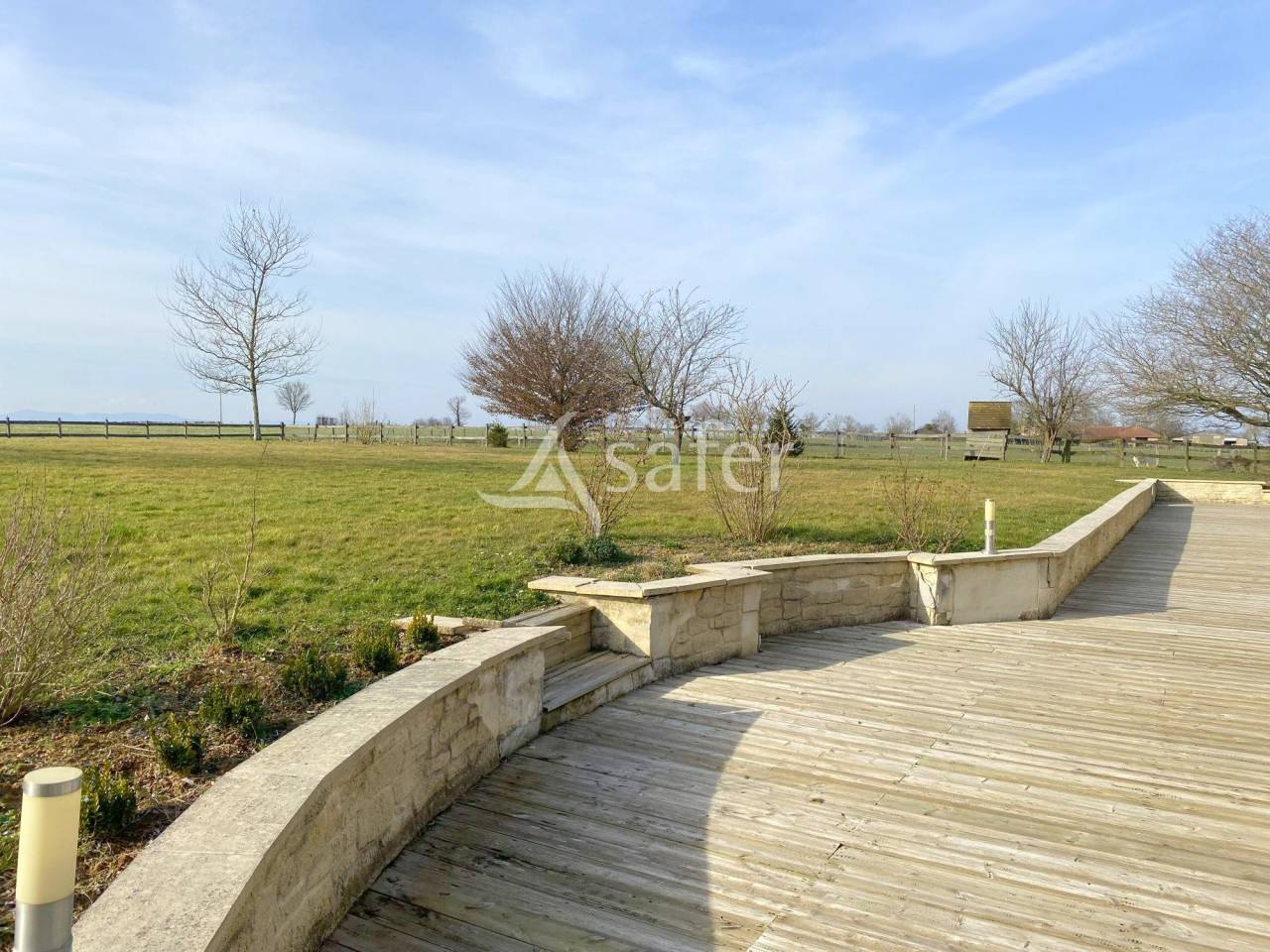 Equestrian property  Ain