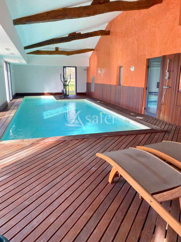 Equestrian property  Ain