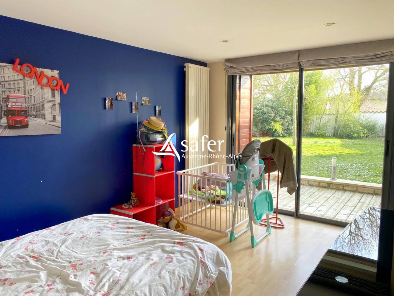 Equestrian property  Ain