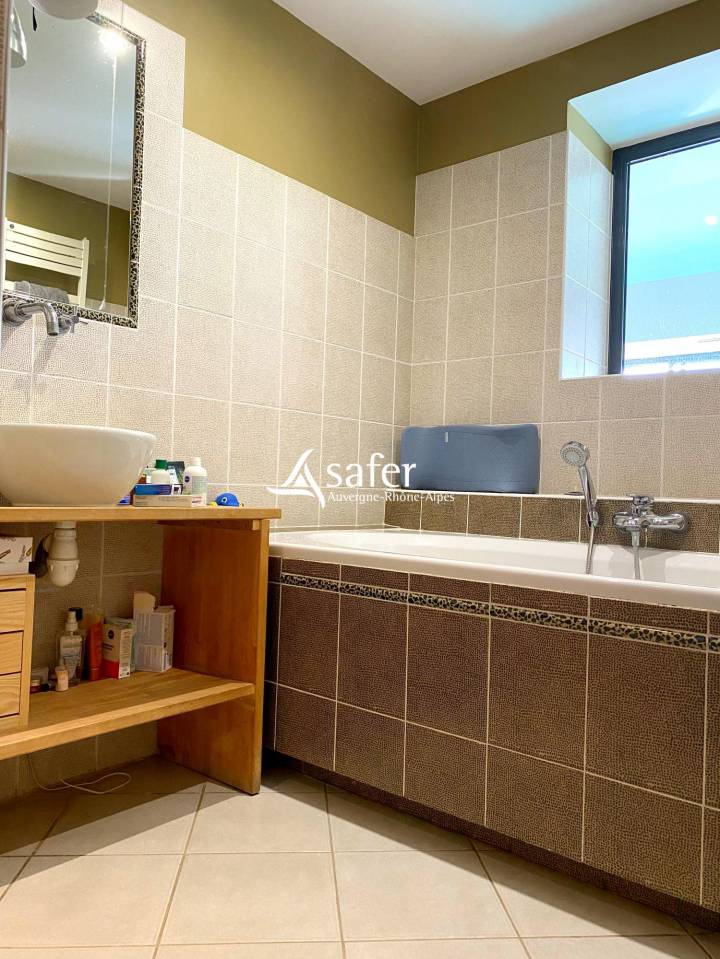 Equestrian property  Ain