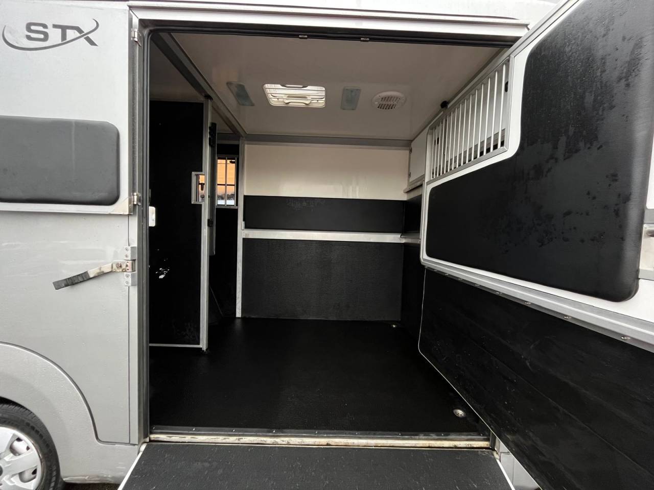 Horsebox HGV STX STX 2021 Used
