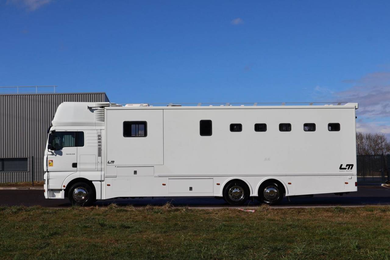 Horsebox NON-HGV - Other brand - MAN TGA 26.430 JL POP OUT 2007 Used