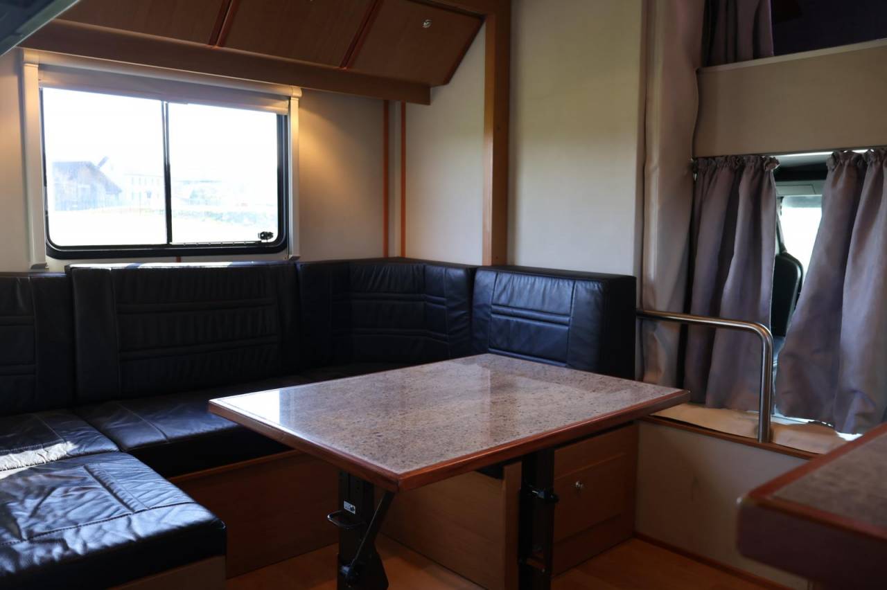 Horsebox NON-HGV - Other brand - MAN TGA 26.430 JL POP OUT 2007 Used