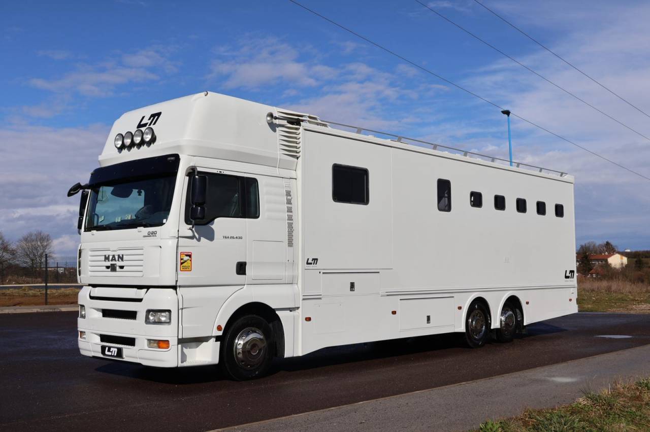 Horsebox NON-HGV - Other brand - MAN TGA 26.430 JL POP OUT 2007 Used