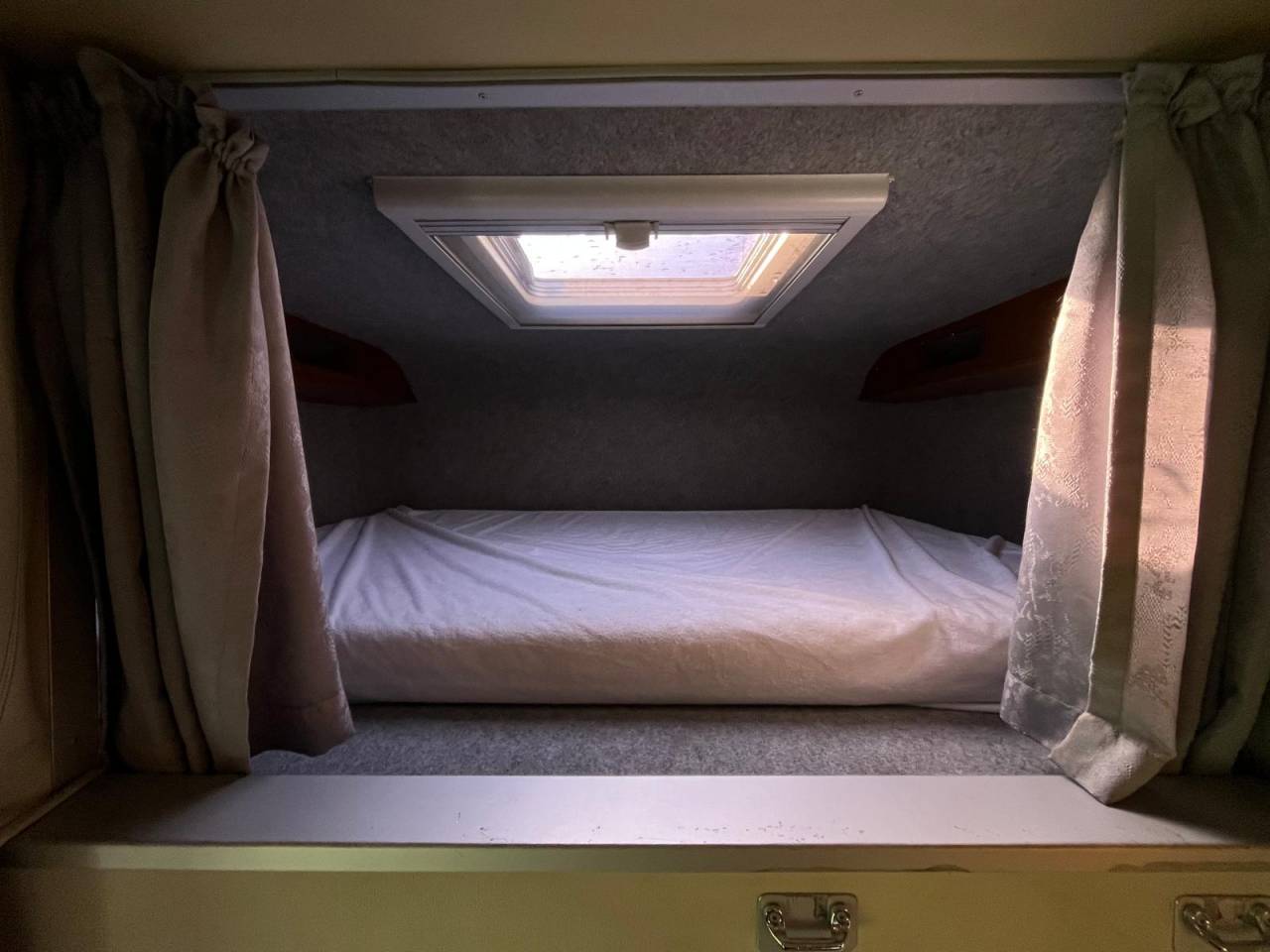 Horsebox NON-HGV - Other brand - MAN TGA 26.430 JL POP OUT 2007 Used