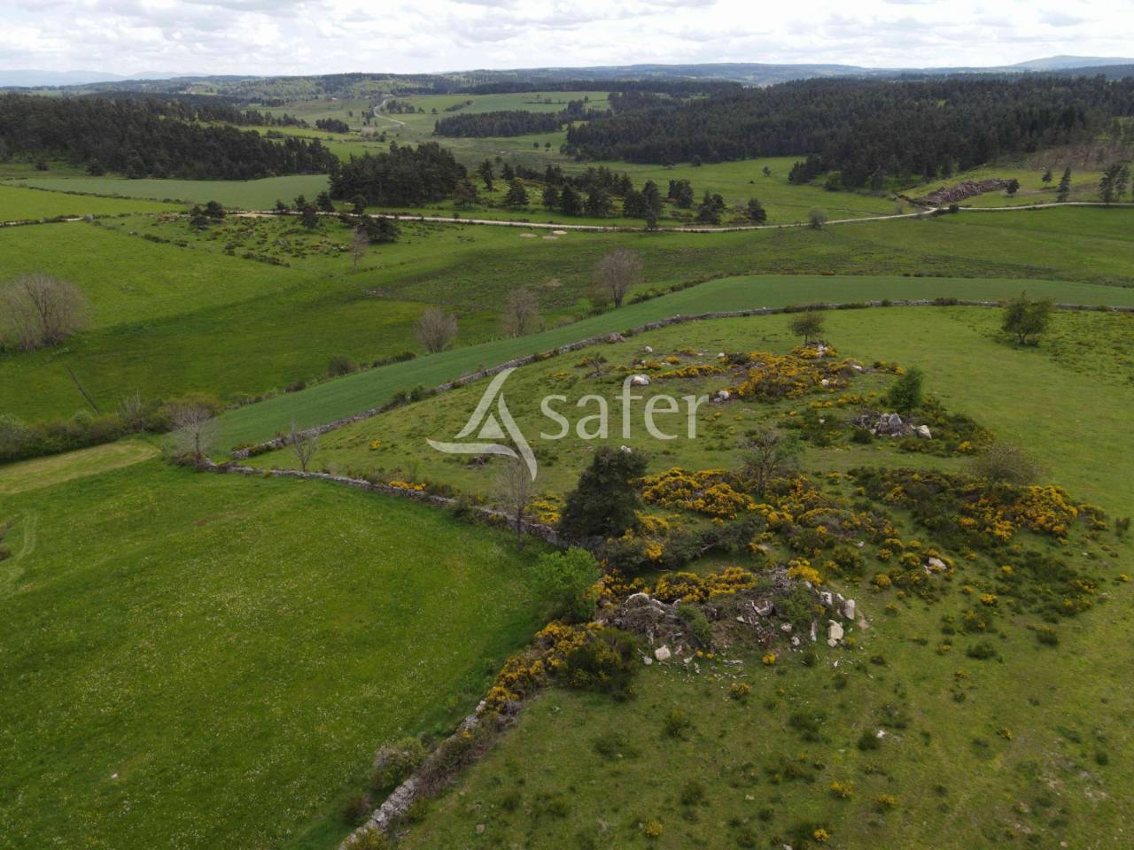 Other country property  Lozère