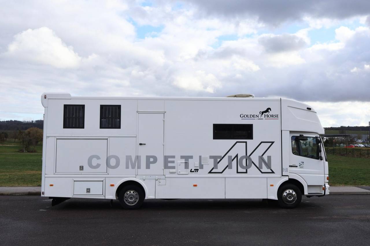 Horsebox NON-HGV - Other brand - AK ATEGO 4 CHEVAUX 8.180 2014 Used