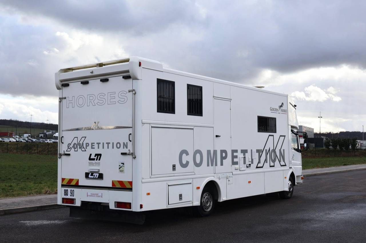 Horsebox NON-HGV - Other brand - AK ATEGO 4 CHEVAUX 8.180 2014 Used