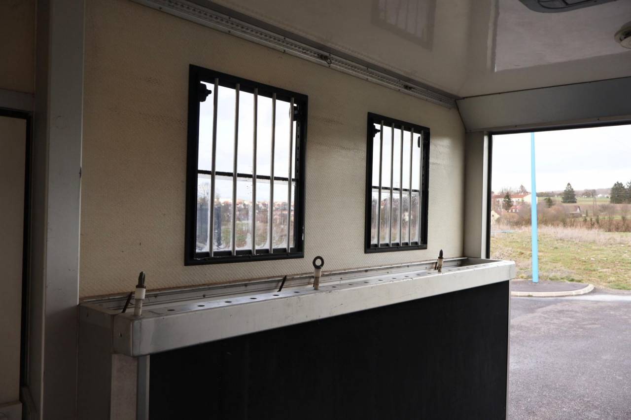 Horsebox NON-HGV - Other brand - AK ATEGO 4 CHEVAUX 8.180 2014 Used