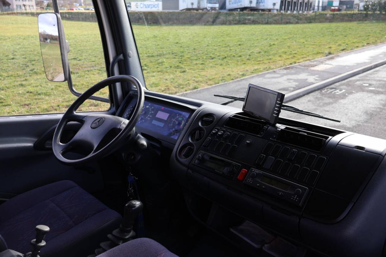 Horsebox NON-HGV - Other brand - AK ATEGO 4 CHEVAUX 8.180 2014 Used