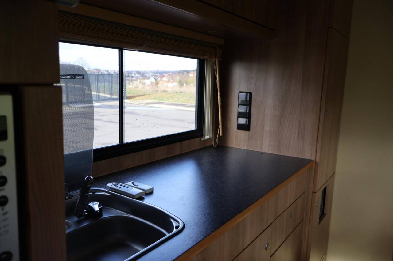 Horsebox NON-HGV - Other brand - AK ATEGO 4 CHEVAUX 8.180 2014 Used