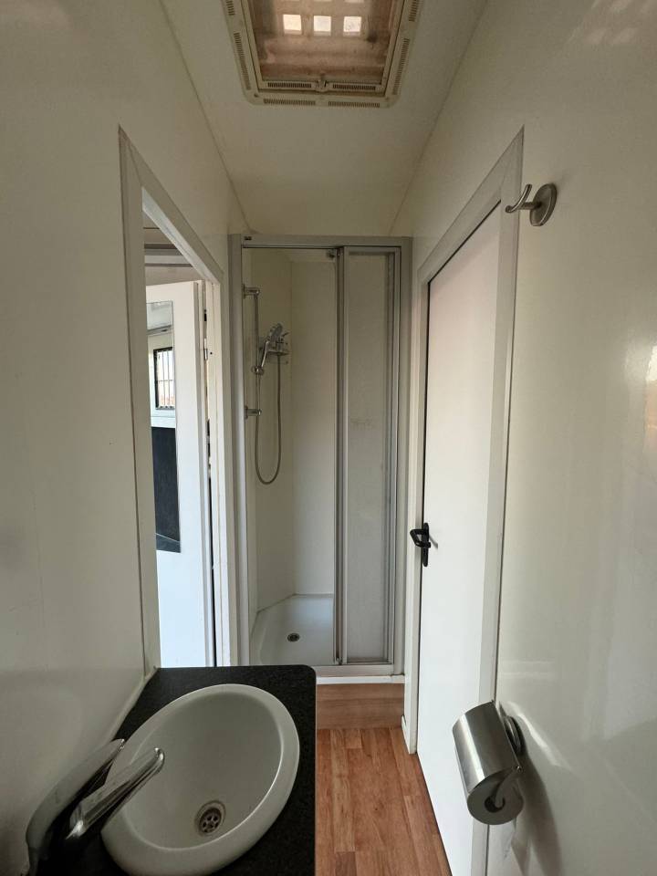 Horsebox NON-HGV - Other brand - AK ATEGO 4 CHEVAUX 8.180 2014 Used