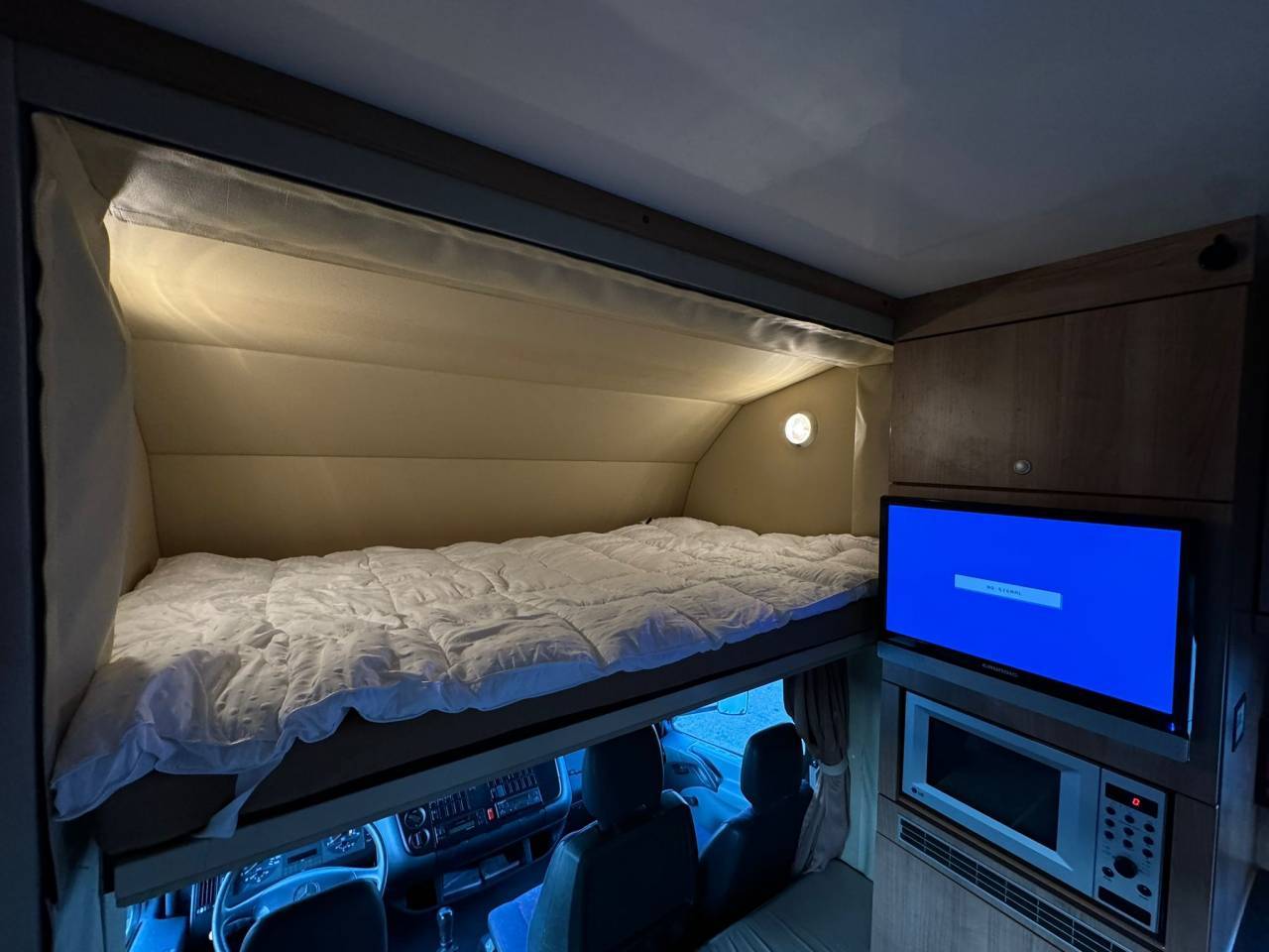 Horsebox NON-HGV - Other brand - AK ATEGO 4 CHEVAUX 8.180 2014 Used