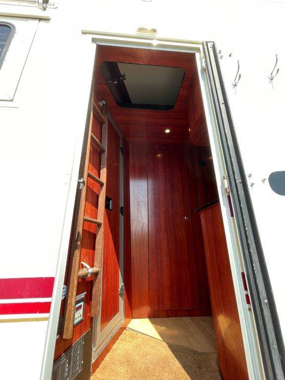 Horsebox NON-HGV Scania Donguy 2001 Used