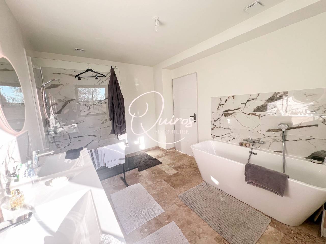 Equestrian property  Calvados