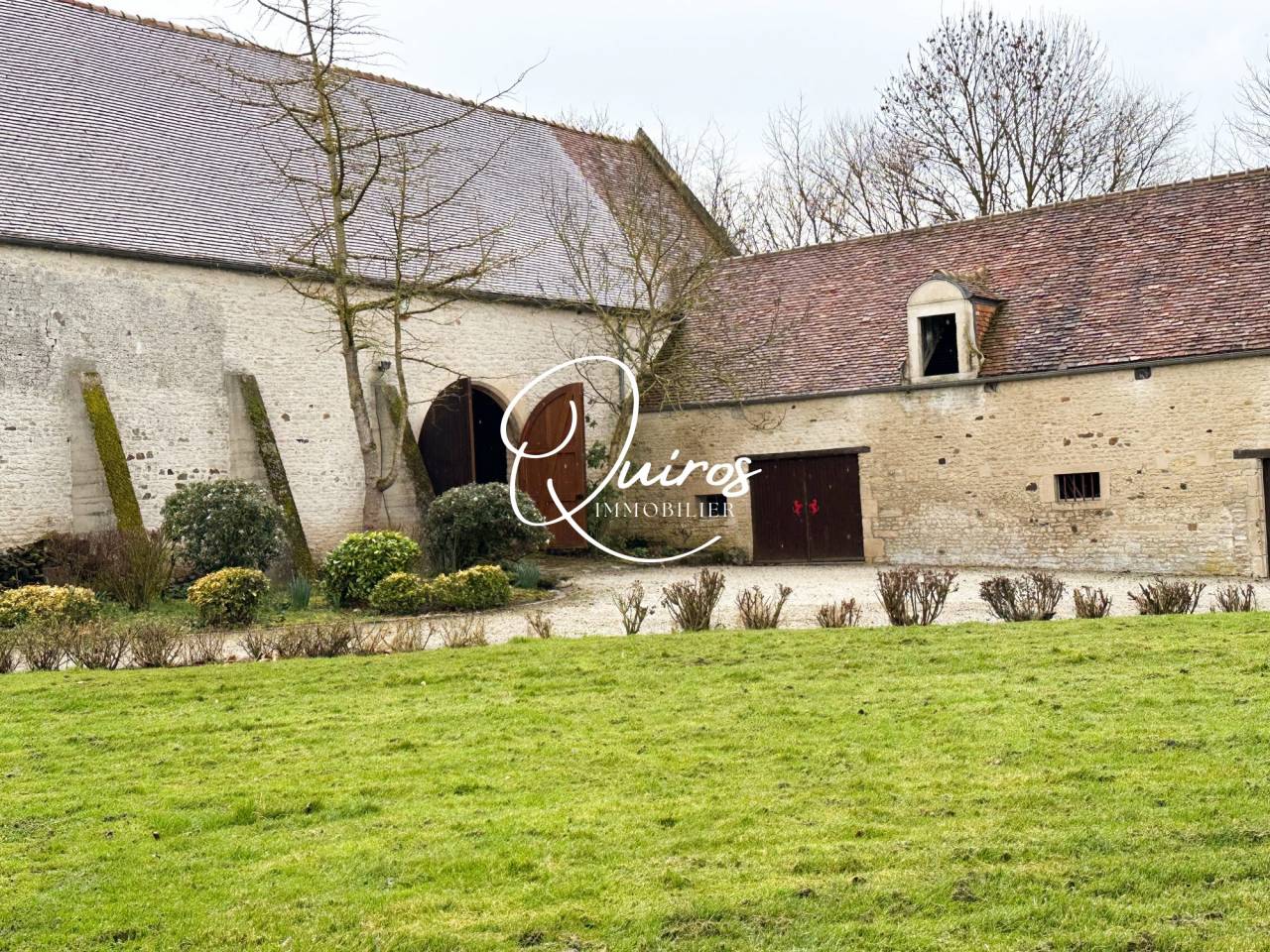 Equestrian property  Calvados