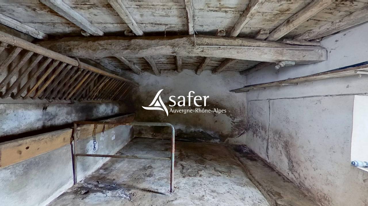 Other country property  Rh&ocirc;ne