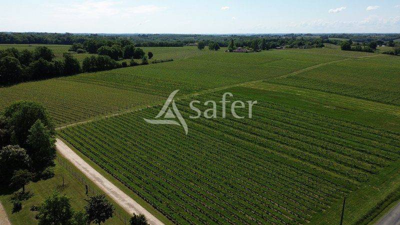 Other country property  Gironde