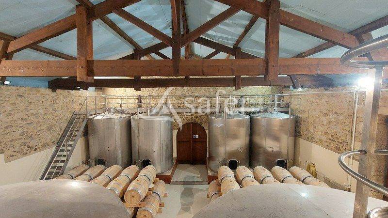 Other country property  Gironde