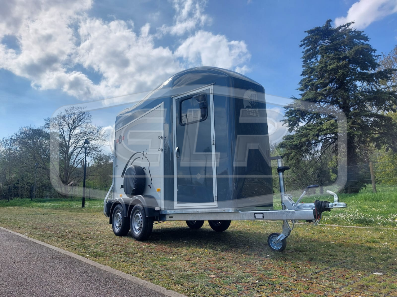 Horse trailer Cheval Liberte GOLD ONE ORIGINS 1,5 Stalls 2025 New