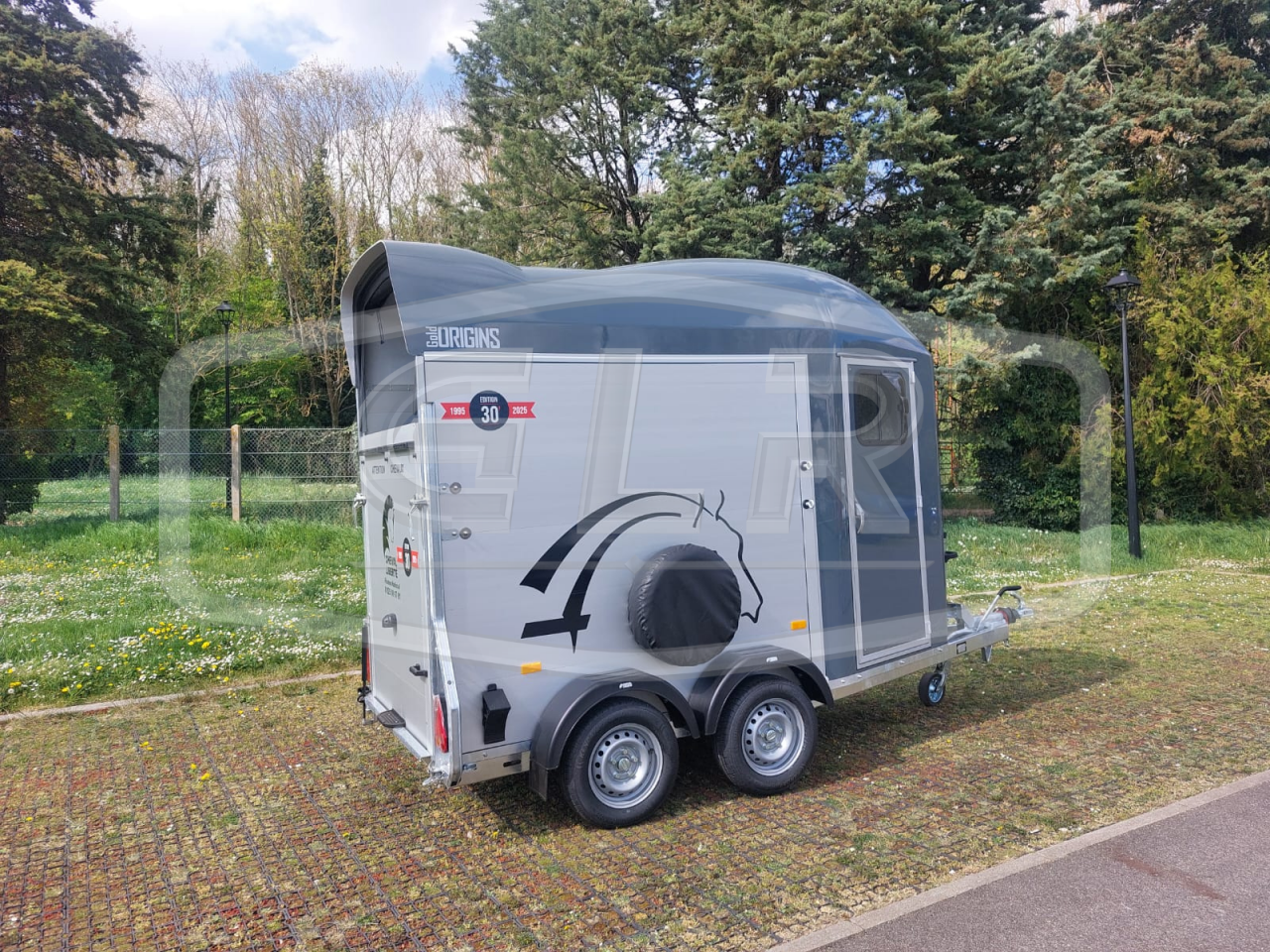 Horse trailer Cheval Liberte GOLD ONE ORIGINS 1,5 Stalls 2025 New
