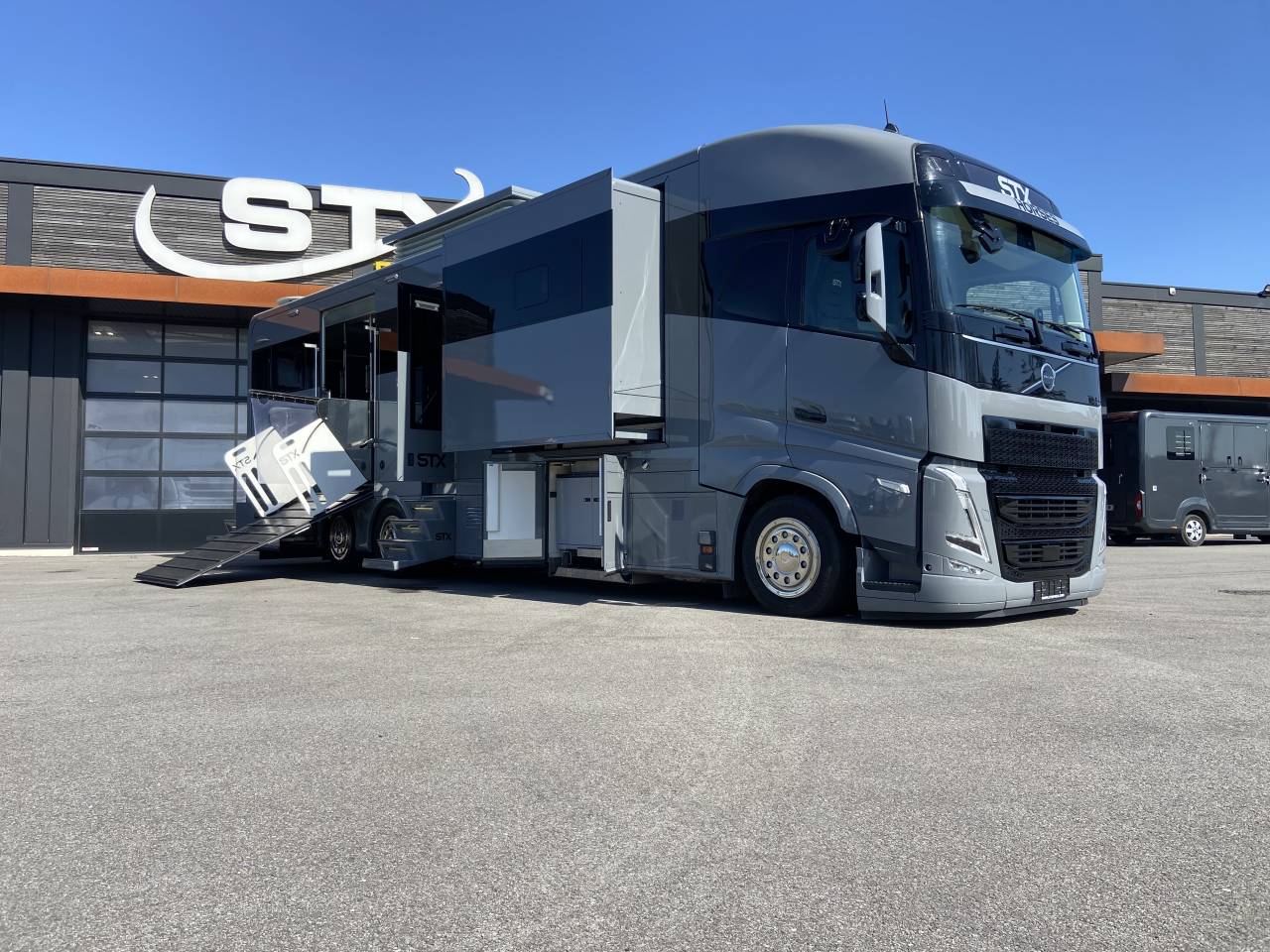 Horsebox NON-HGV STX  2025 New