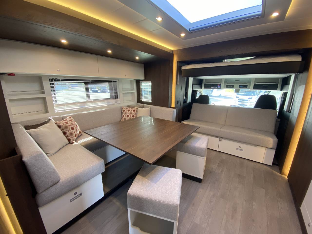 Horsebox NON-HGV STX  2025 New