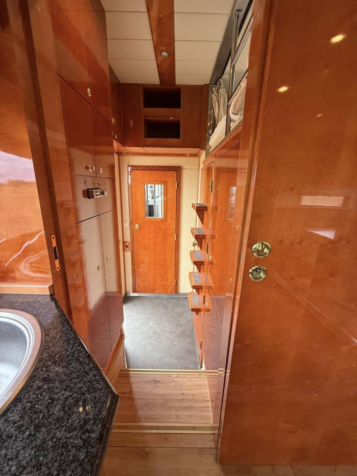 Horsebox NON-HGV Renault midlum 300 cv 2013 Used