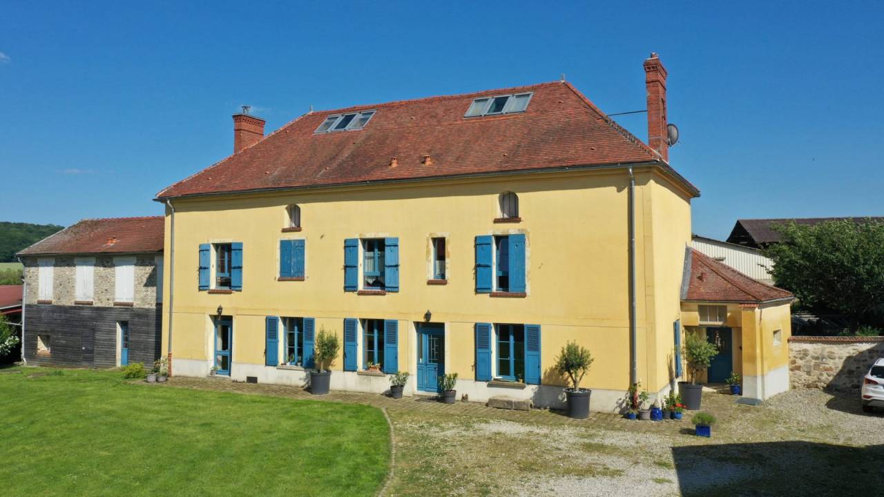 Equestrian property  Aisne